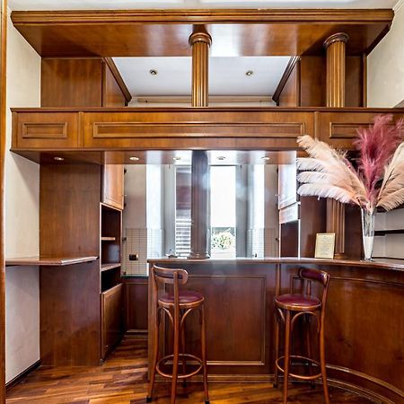רומא Downtown Luxury B&B - Termini Train Station מראה חיצוני תמונה